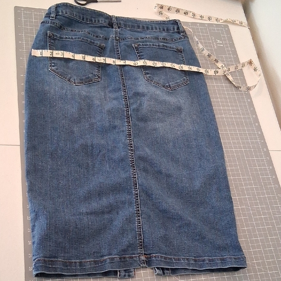 d. jeans Blue Button-Down Denim Skirt - Picture 5 of 7